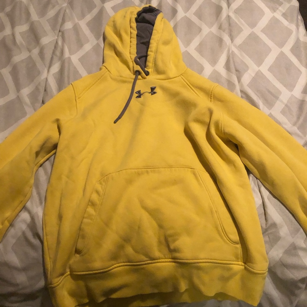 Under armor sweatshirt